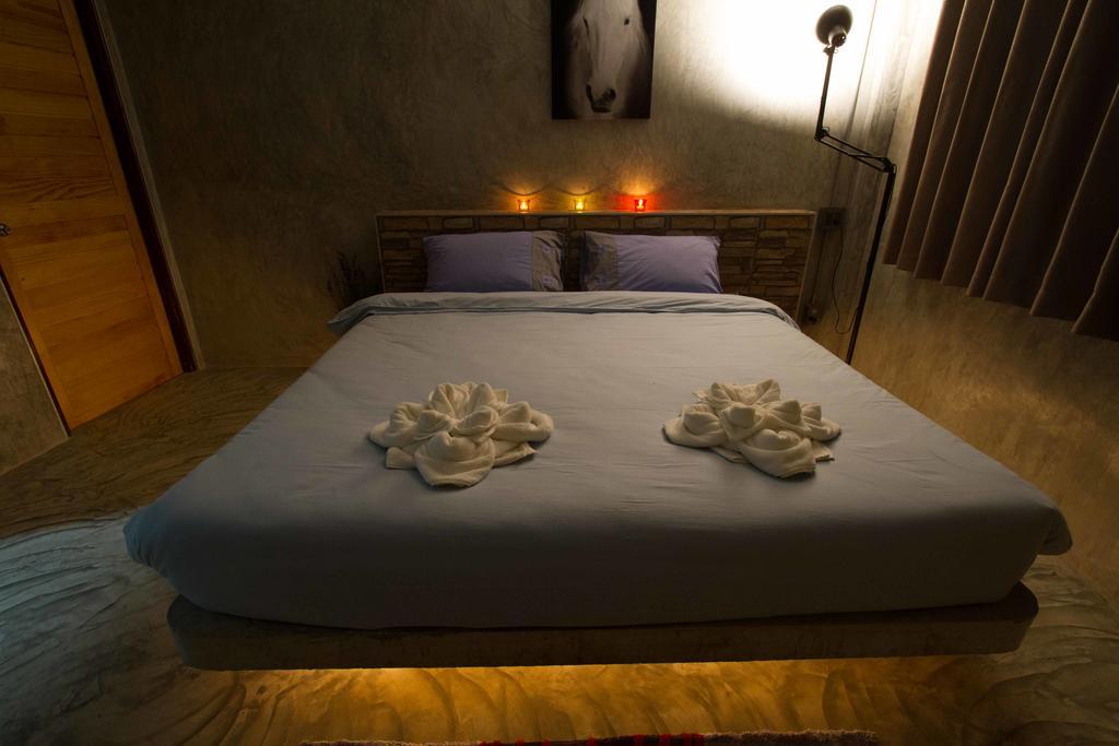 The Gallery Guest House Удон Тани Екстериор снимка