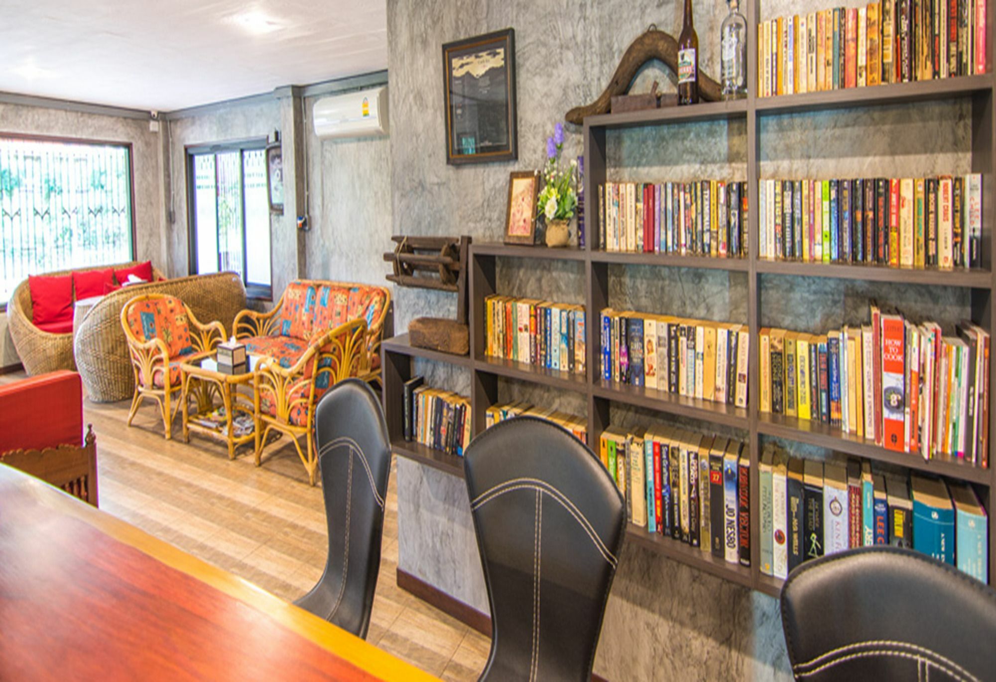 The Gallery Guest House Удон Тани Екстериор снимка